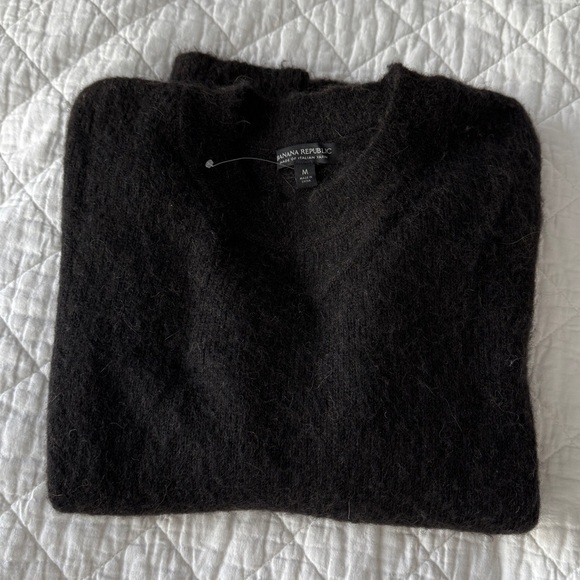 Banana Republic Black Sweater - Picture 7 of 12
